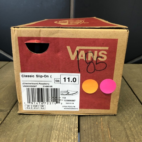 Kids Vans Classic Slip-On Checkerboard Raspberry - Picture 6 of 6